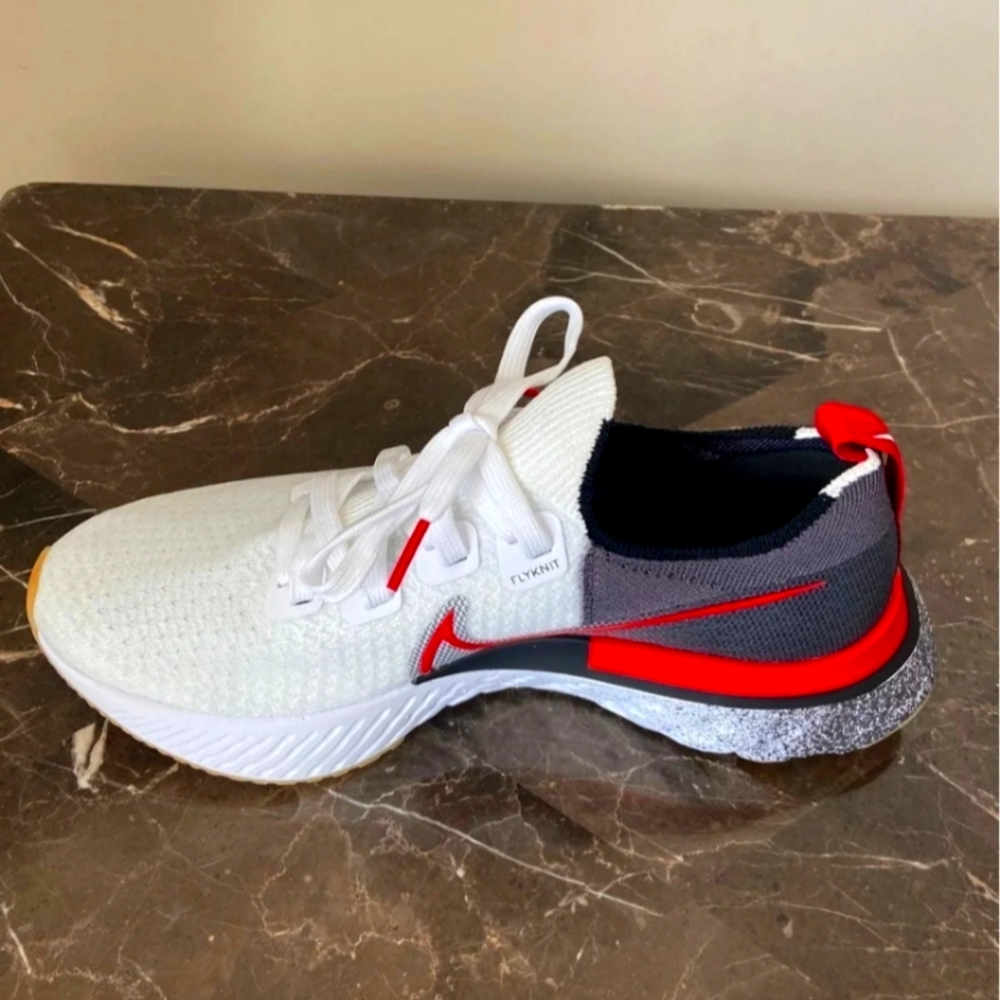 Nike Infinity React